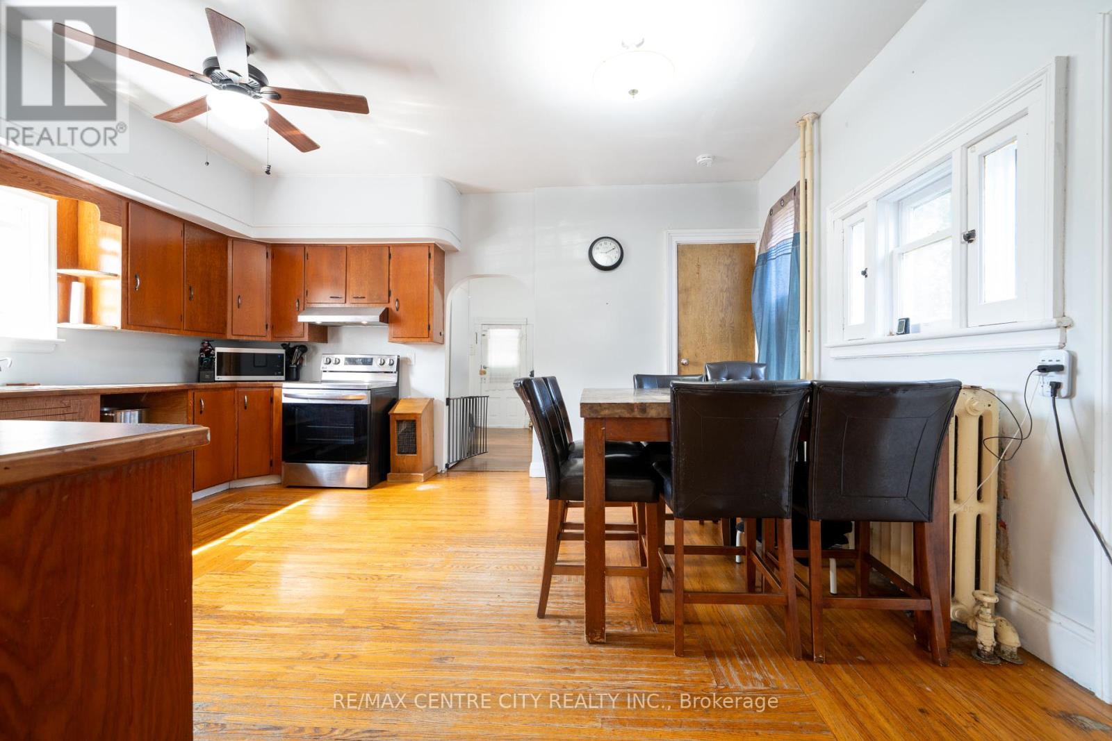 3261 Elgin Street, Brooke-Alvinston (Brooke Alvinston), Ontario  N0N 1A0 - Photo 25 - X12393817