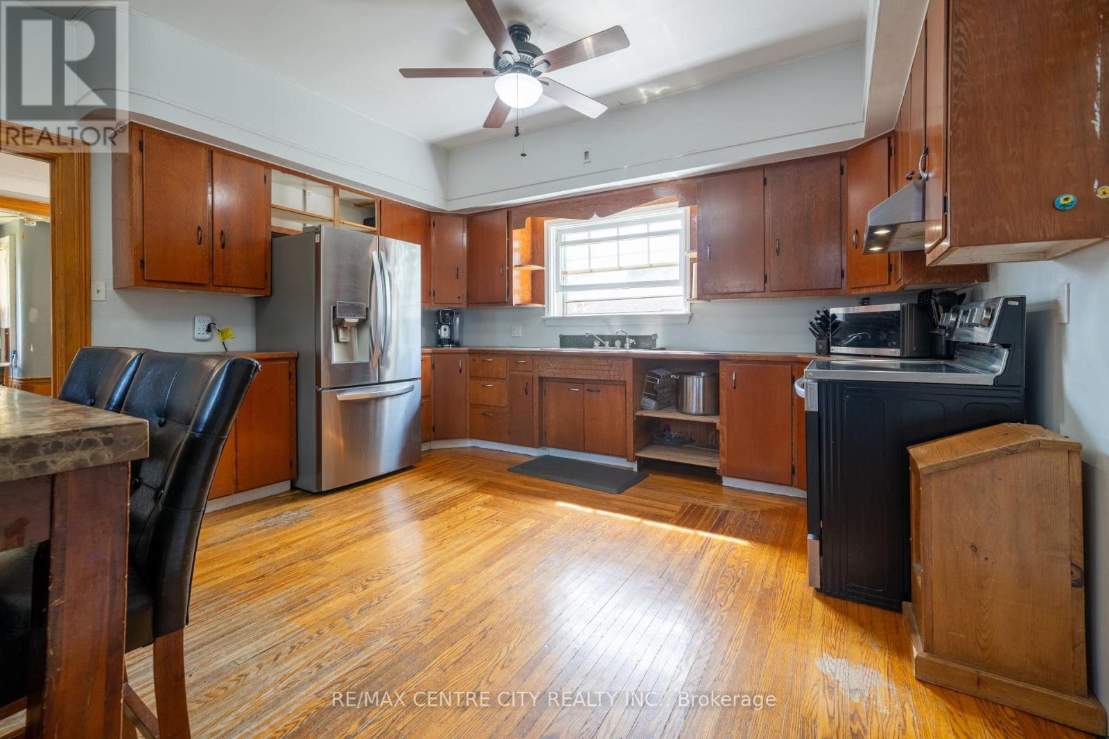 3261 Elgin Street, Brooke-Alvinston (Brooke Alvinston), Ontario  N0N 1A0 - Photo 26 - X12393817