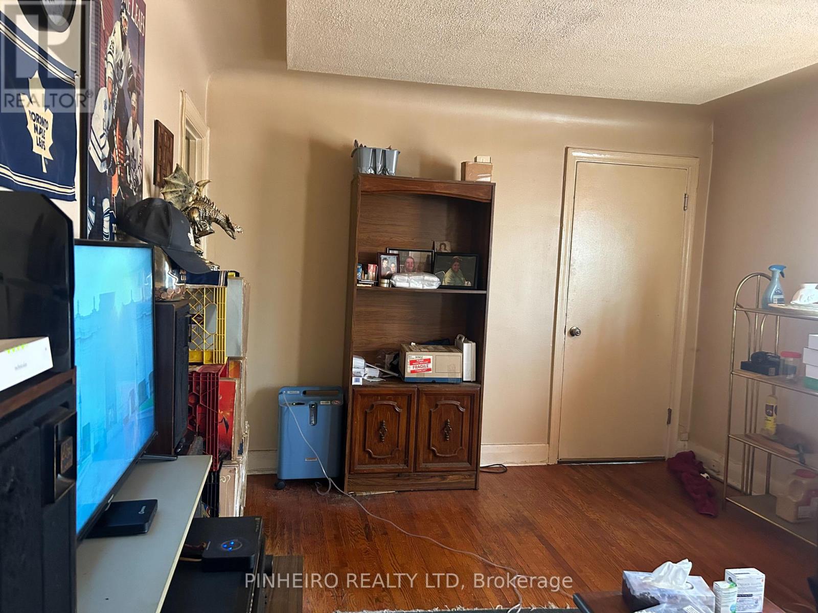 460 Ontario Street, London East, Ontario  N5W 3X2 - Photo 4 - X12393910