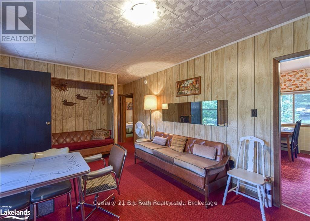 6571 Pioneer Village Lane, Ramara, Ontario  L0K 1W0 - Photo 16 - S12393891
