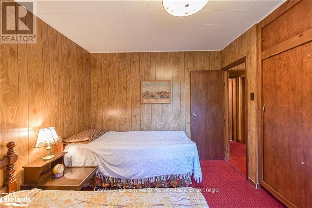 6571 Pioneer Village Lane, Ramara, Ontario  L0K 1W0 - Photo 19 - S12393891