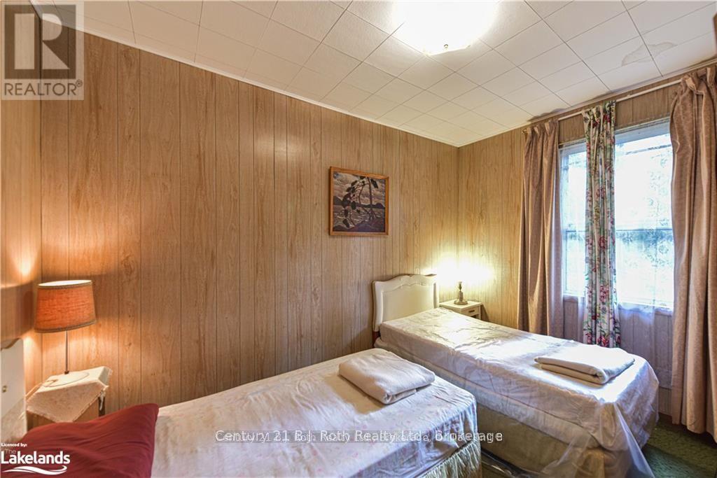 6571 Pioneer Village Lane, Ramara, Ontario  L0K 1W0 - Photo 22 - S12393891