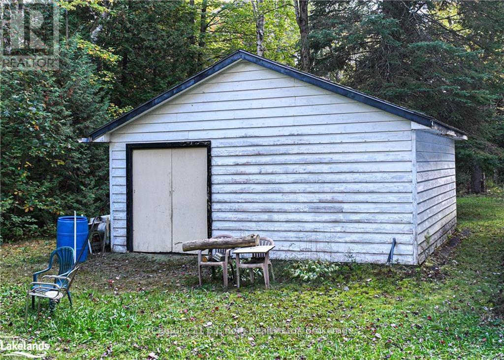 6571 Pioneer Village Lane, Ramara, Ontario  L0K 1W0 - Photo 29 - S12393891
