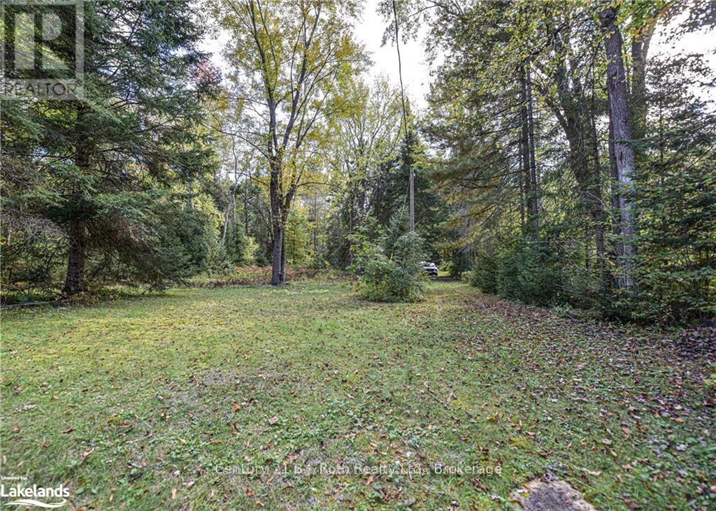 6571 Pioneer Village Lane, Ramara, Ontario  L0K 1W0 - Photo 5 - S12393891