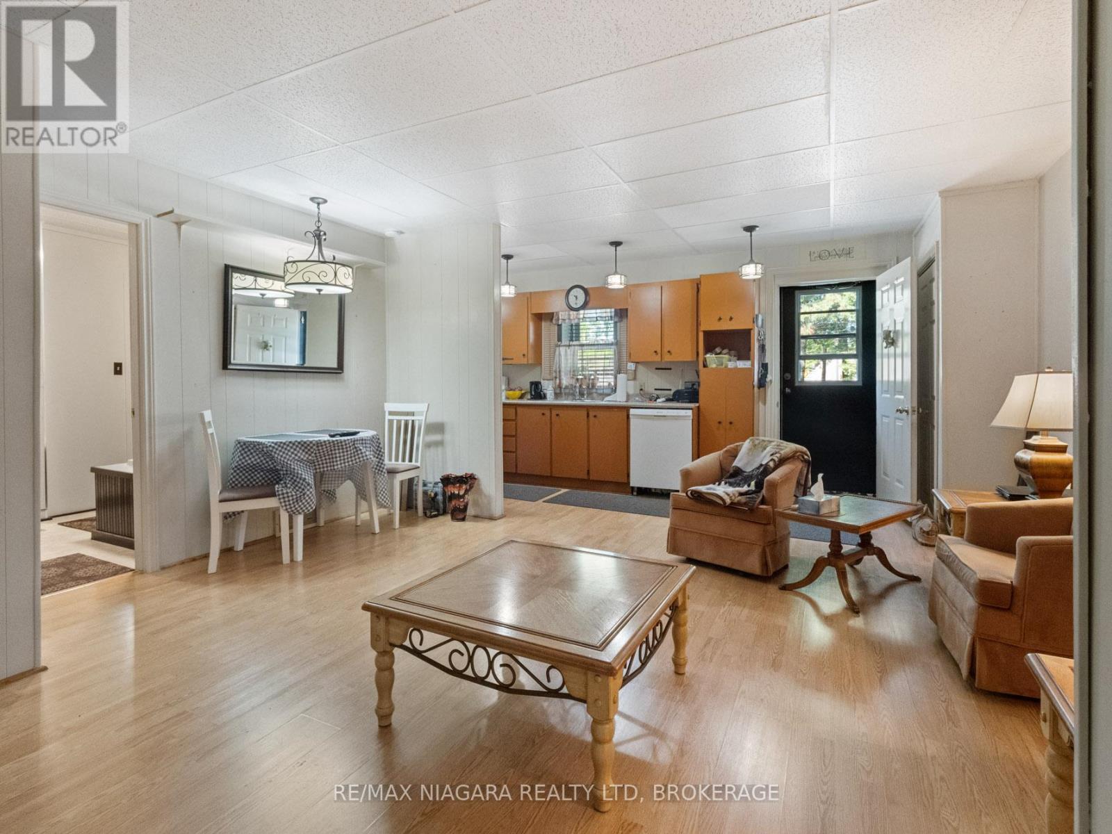 61 Queen Street, Fort Erie, Ontario  L2A 1T7 - Photo 22 - X12393901