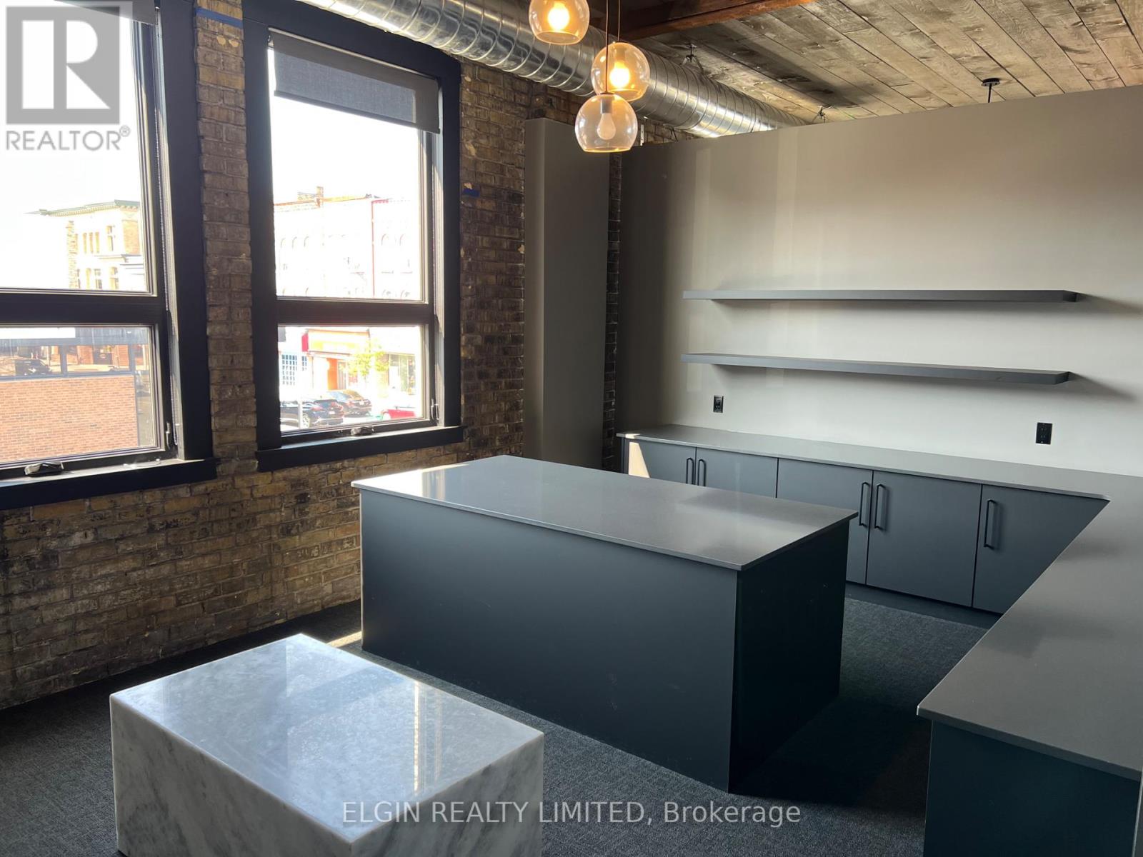 470 Talbot Street, St. Thomas, Ontario  N5P 1C2 - Photo 4 - X12386461