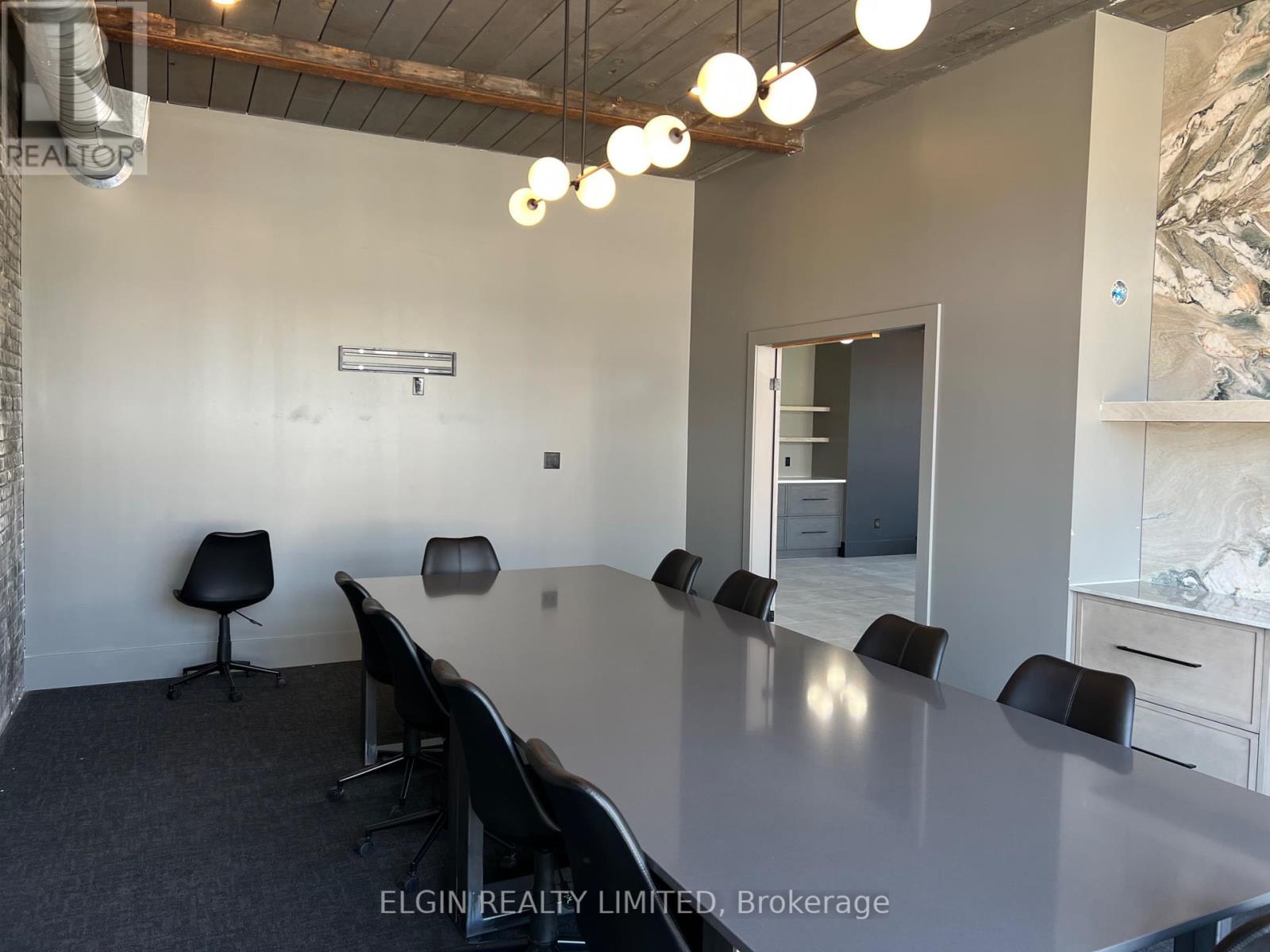 470 Talbot Street, St. Thomas, Ontario  N5P 1C2 - Photo 7 - X12386461