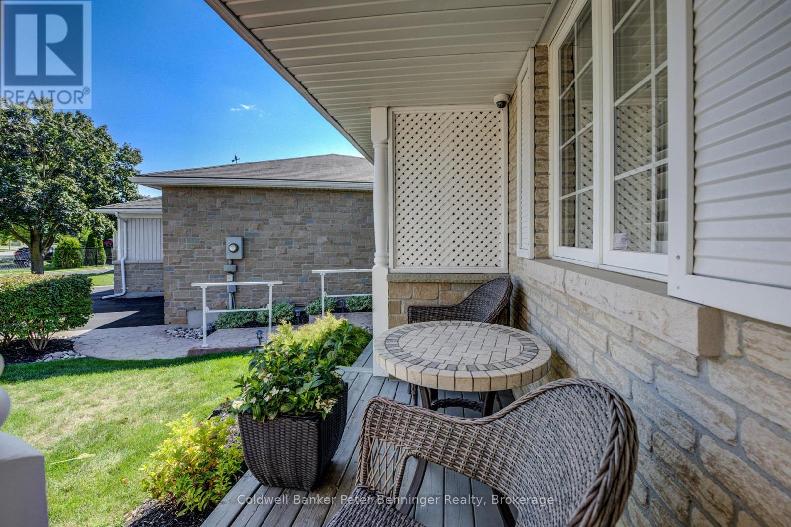 Property at 616 SPINNAKER CRESCENT image 5