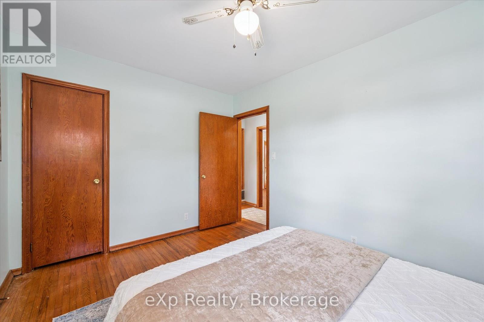 95 Ottawa Crescent, Guelph, Ontario N1E 2B1 - Photo 14 - X12393875