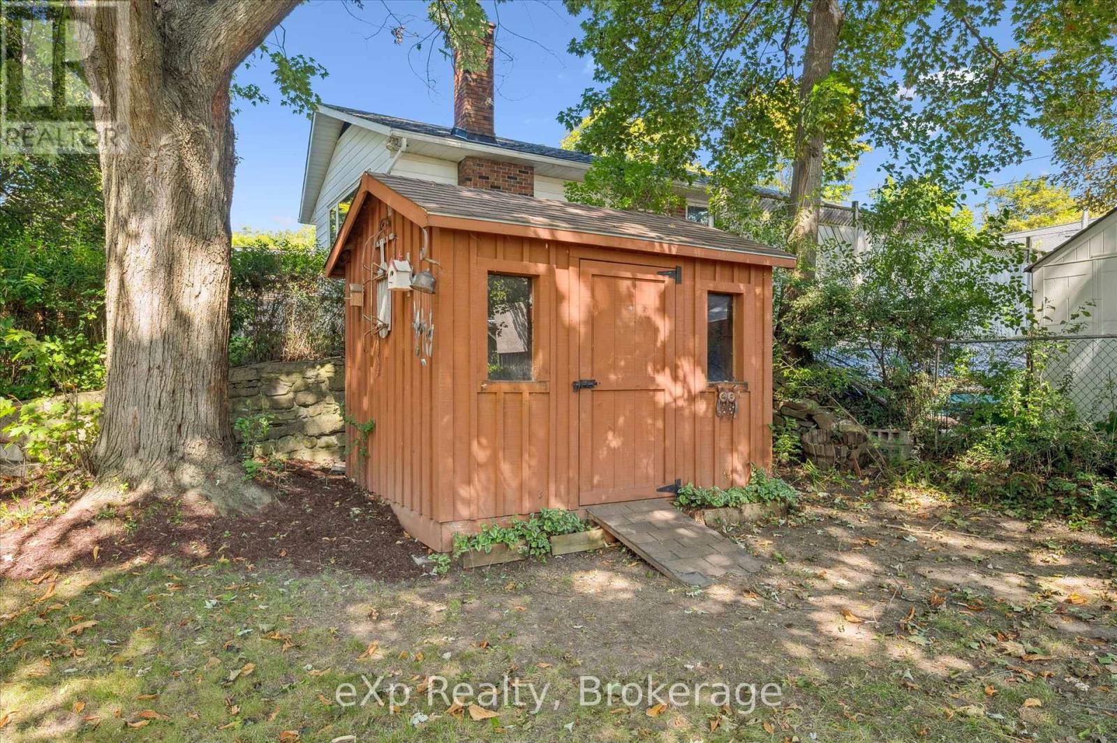 95 Ottawa Crescent, Guelph, Ontario N1E 2B1 - Photo 32 - X12393875