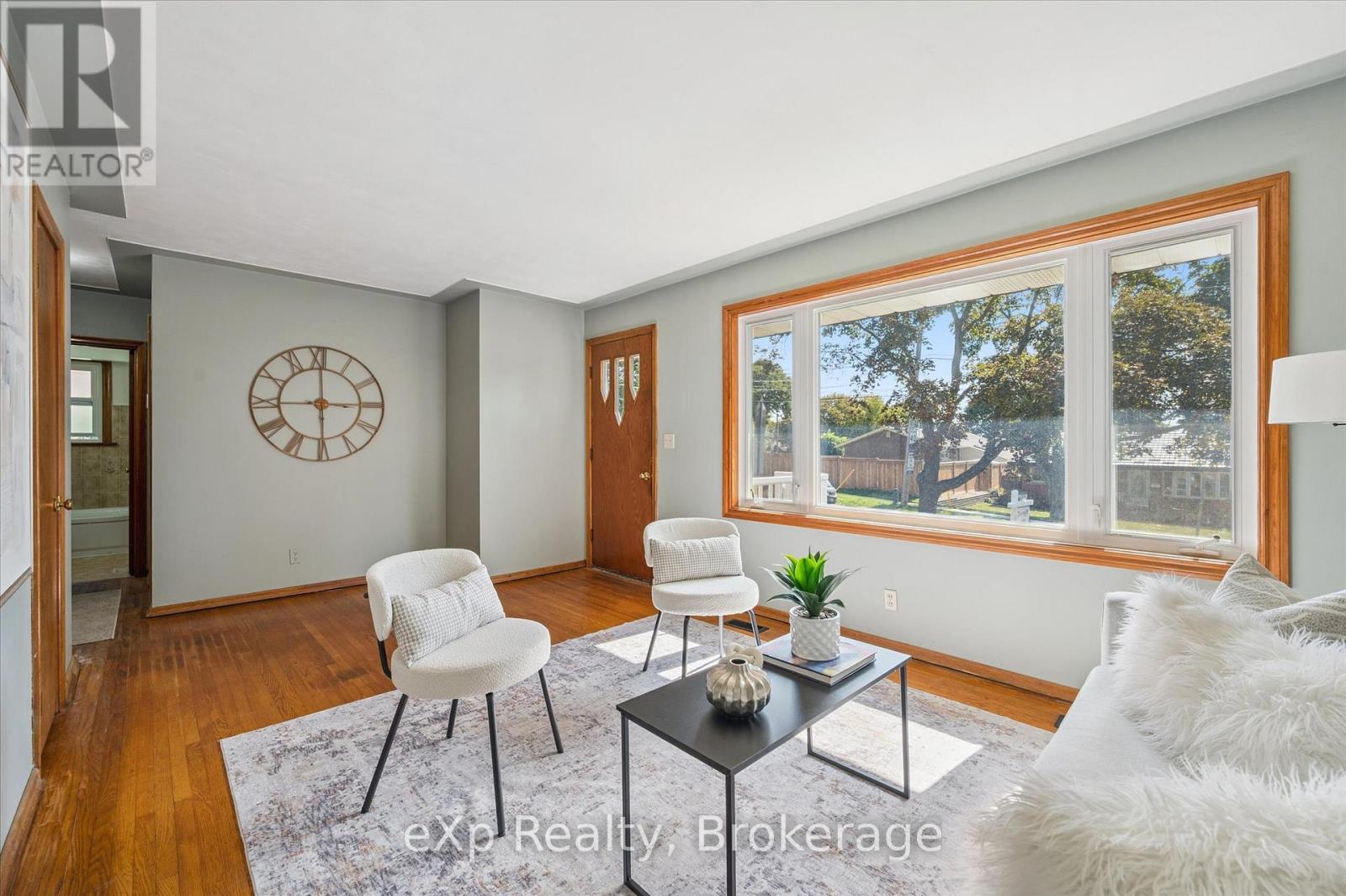 95 Ottawa Crescent, Guelph, Ontario N1E 2B1 - Photo 7 - X12393875