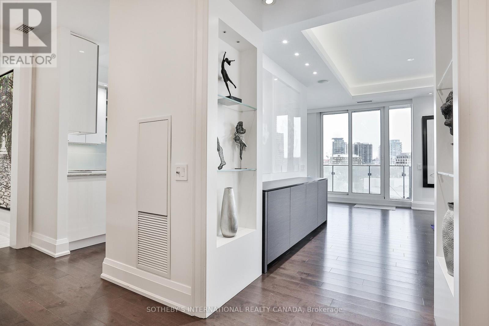 804 - 88 Davenport Road, Toronto, Ontario  M5R 0A5 - Photo 6 - C12393566
