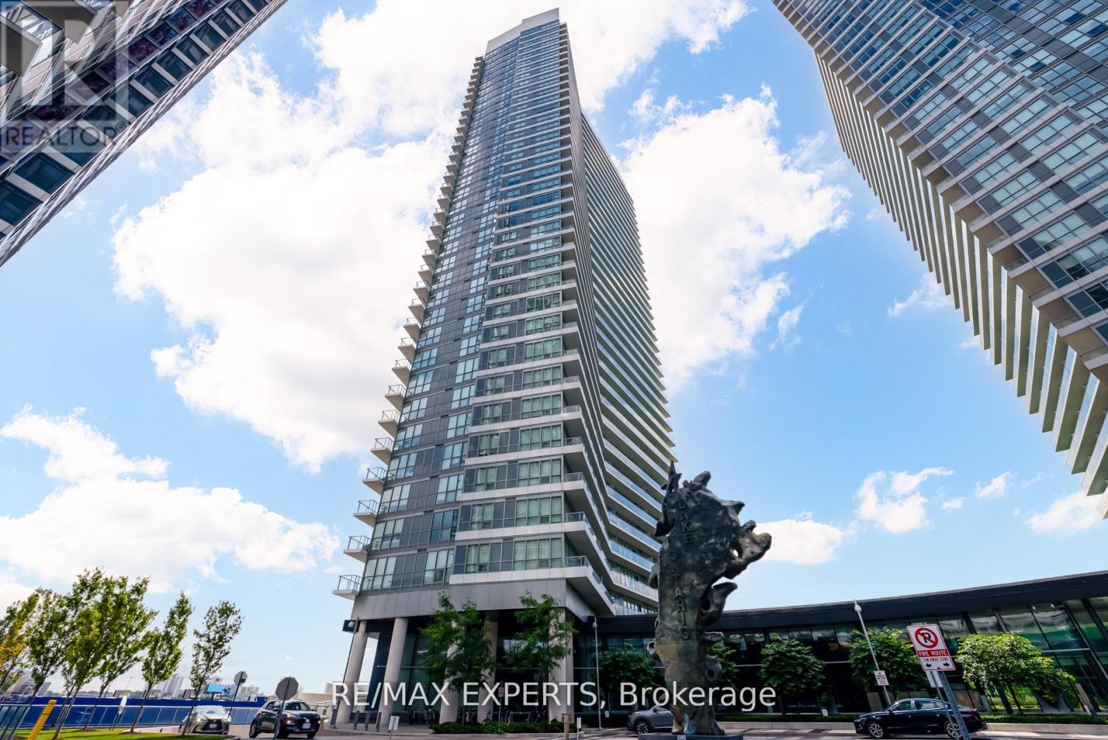 503 - 117 MCMAHON DRIVE, Toronto, Ontario