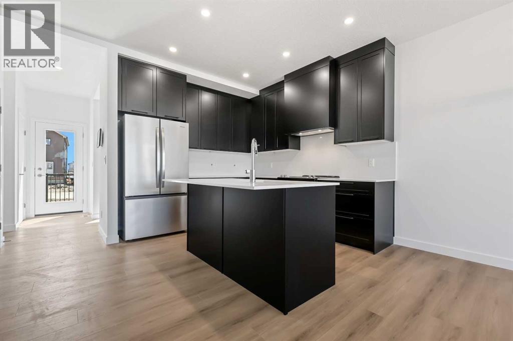 7027 Rangeview Avenue Se, Calgary, Alberta  T3S 0P9 - Photo 3 - A2252961