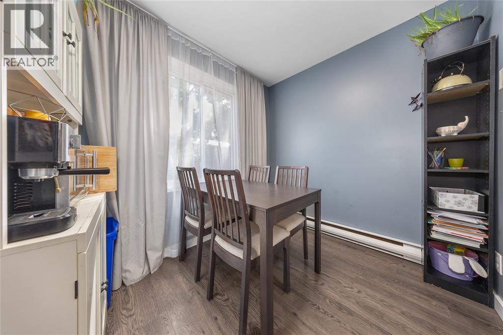 889 Carleton Place Unit# 1, Sarnia, Ontario  N7T 3B8 - Photo 10 - 25022963