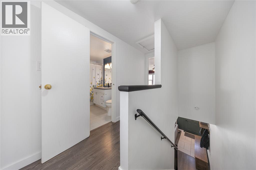 889 Carleton Place Unit# 1, Sarnia, Ontario  N7T 3B8 - Photo 11 - 25022963