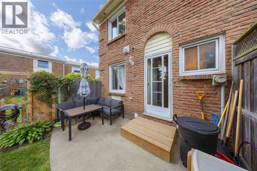 889 Carleton Place Unit# 1, Sarnia, Ontario  N7T 3B8 - Photo 23 - 25022963