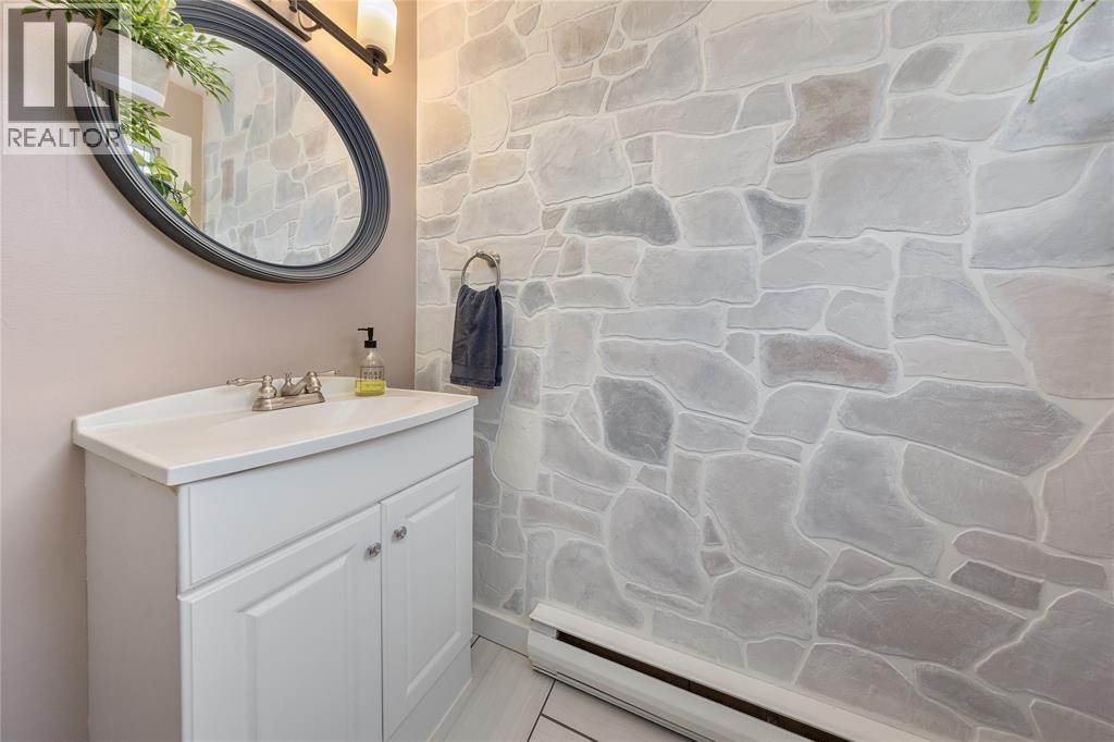889 Carleton Place Unit# 1, Sarnia, Ontario  N7T 3B8 - Photo 6 - 25022963