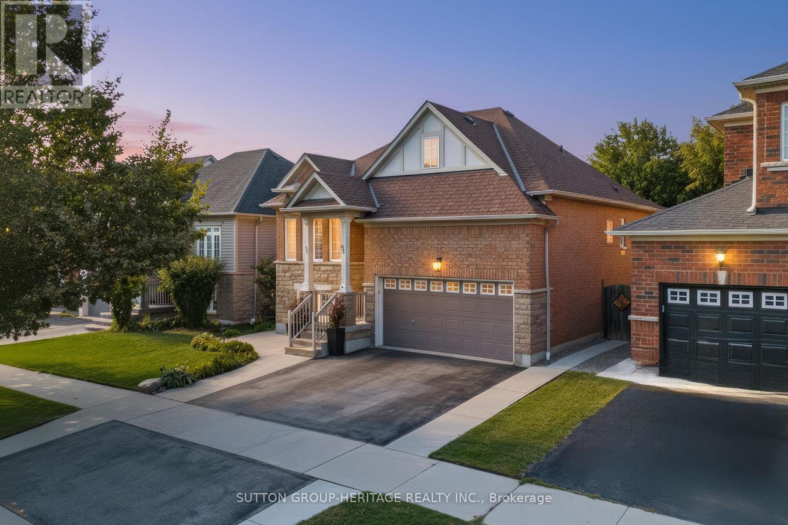 14 Sleepy Hollow Place, Whitby, Ontario  L1R 0E4 - Photo 3 - E12393622