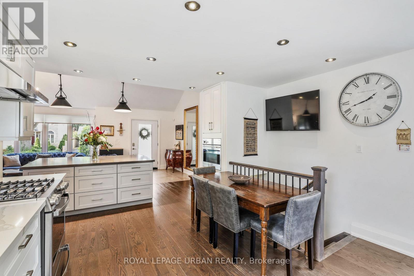 147 Parkview Hill Crescent, Toronto, Ontario  M4B 1R7 - Photo 17 - E12393689