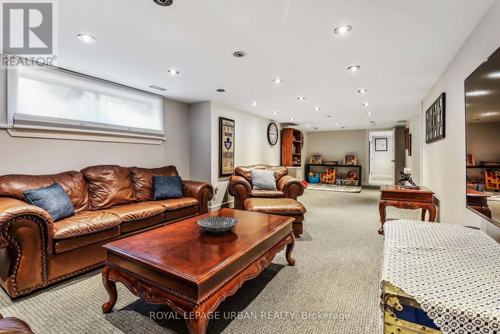 147 Parkview Hill Crescent, Toronto, Ontario  M4B 1R7 - Photo 27 - E12393689
