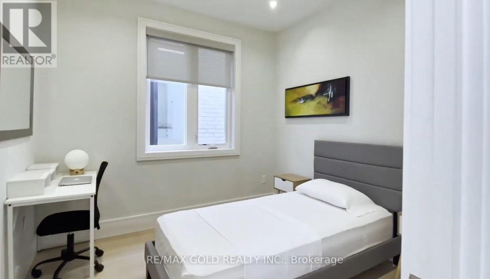 Sm 1 - 91 Cadorna Avenue, Toronto, Ontario  M4J 3W9 - Photo 5 - E12393738