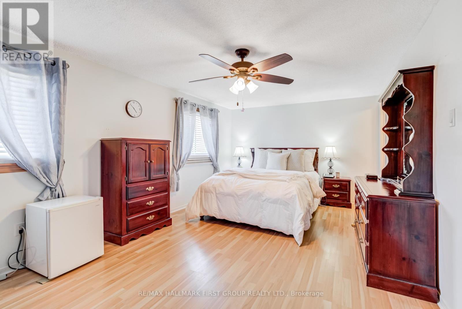 58 Lady Bower Crescent, Toronto (Malvern), Ontario  M1B 4P8 - Photo 14 - E12393743