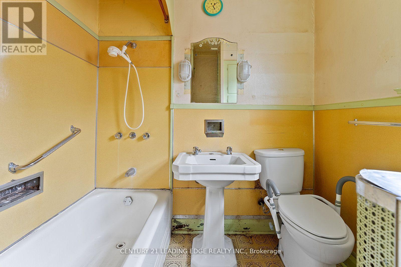102 Kalmar Avenue N, Toronto, Ontario  M1N 3G4 - Photo 27 - E12393787