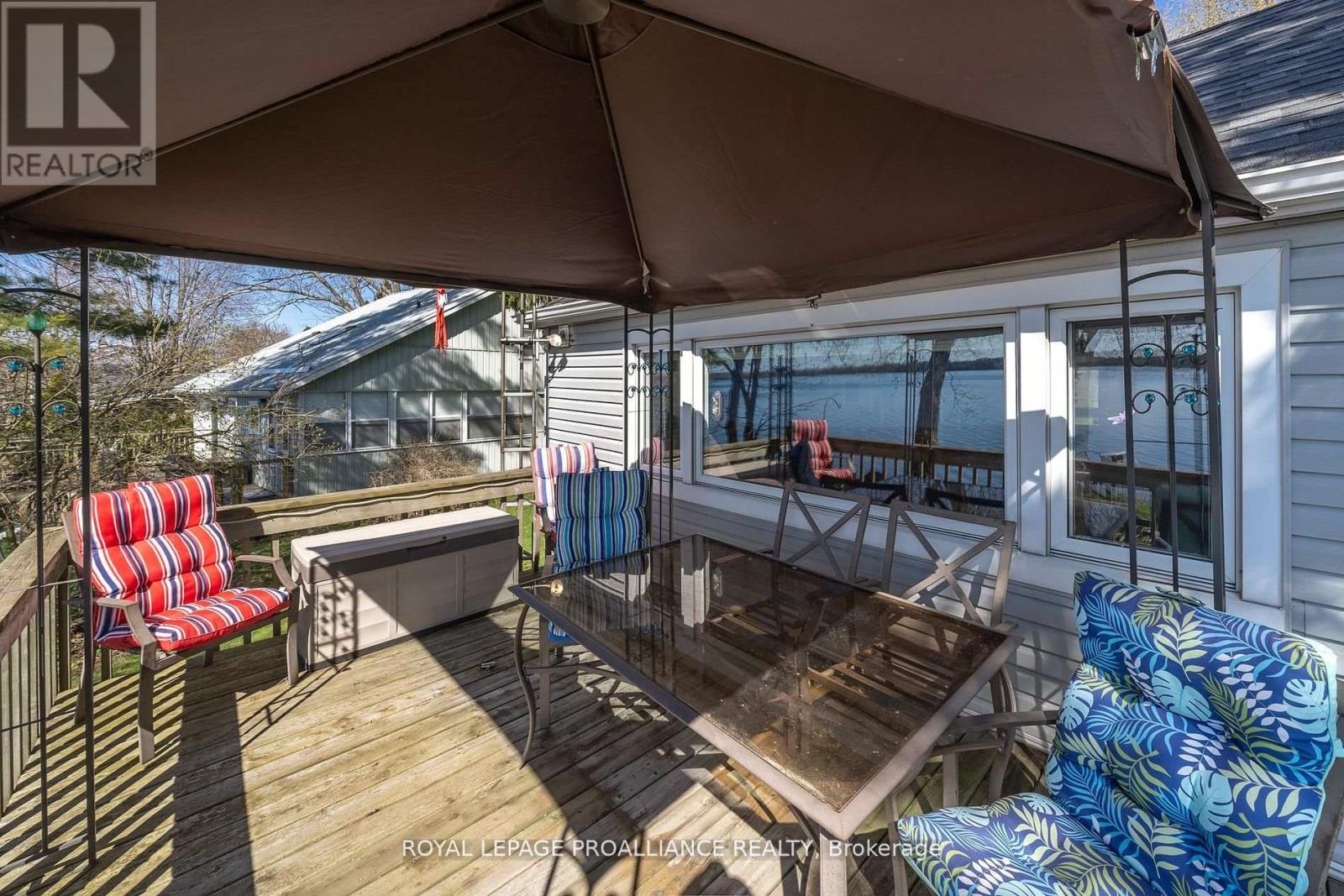 1051 Lakeside Drive, Prince Edward County, Ontario  K0K 1T0 - Photo 21 - X12393836