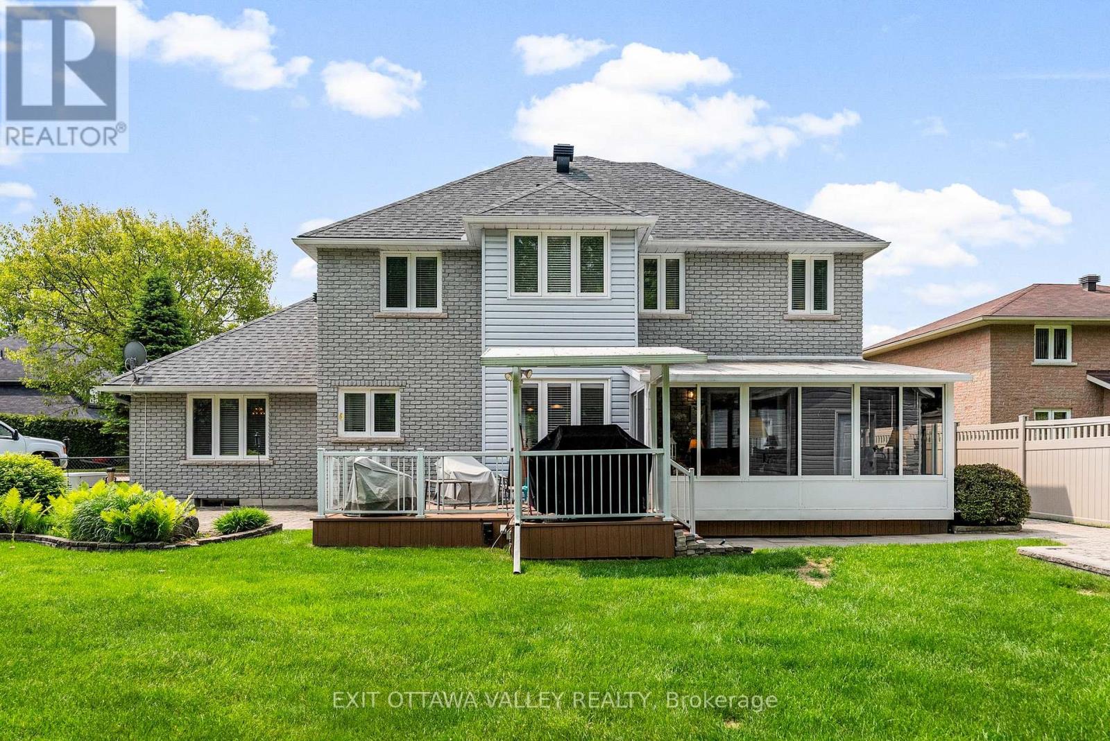 127 Owens Street, Pembroke, Ontario  K8A 8K1 - Photo 43 - X12385820