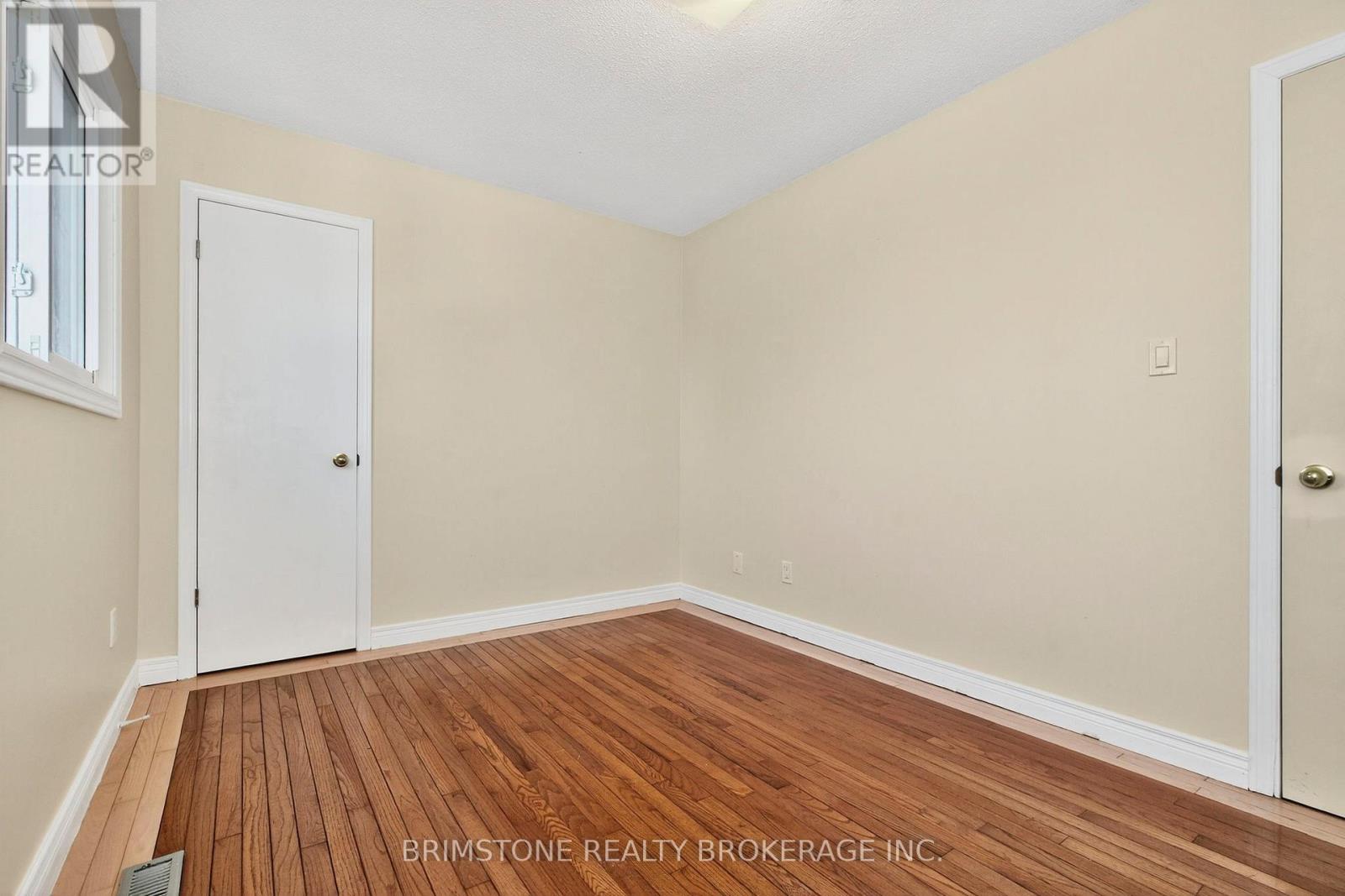 16 Northgate Drive, Bradford West Gwillimbury, Ontario  L3Z 2H5 - Photo 23 - N12393710
