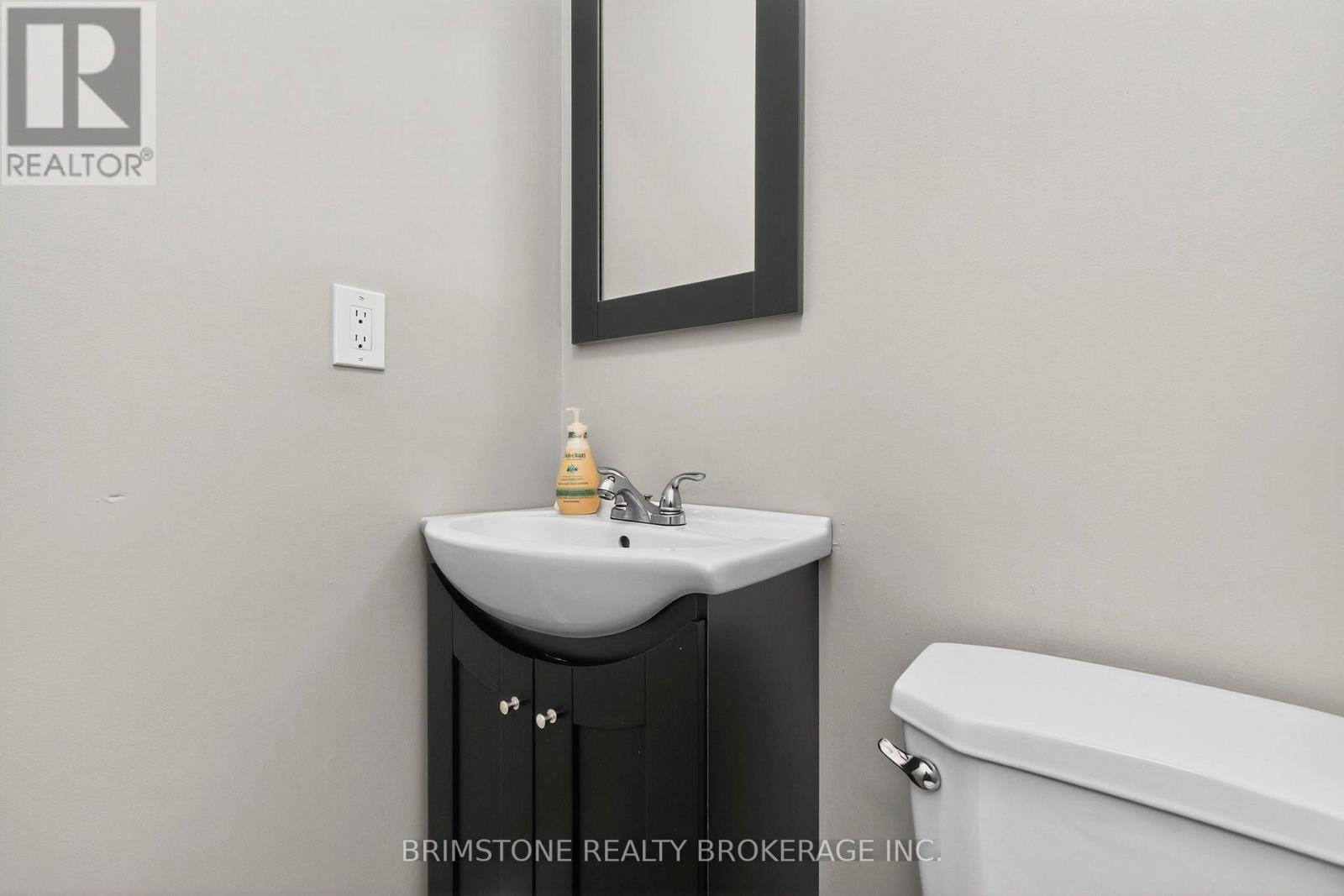16 Northgate Drive, Bradford West Gwillimbury, Ontario  L3Z 2H5 - Photo 28 - N12393710