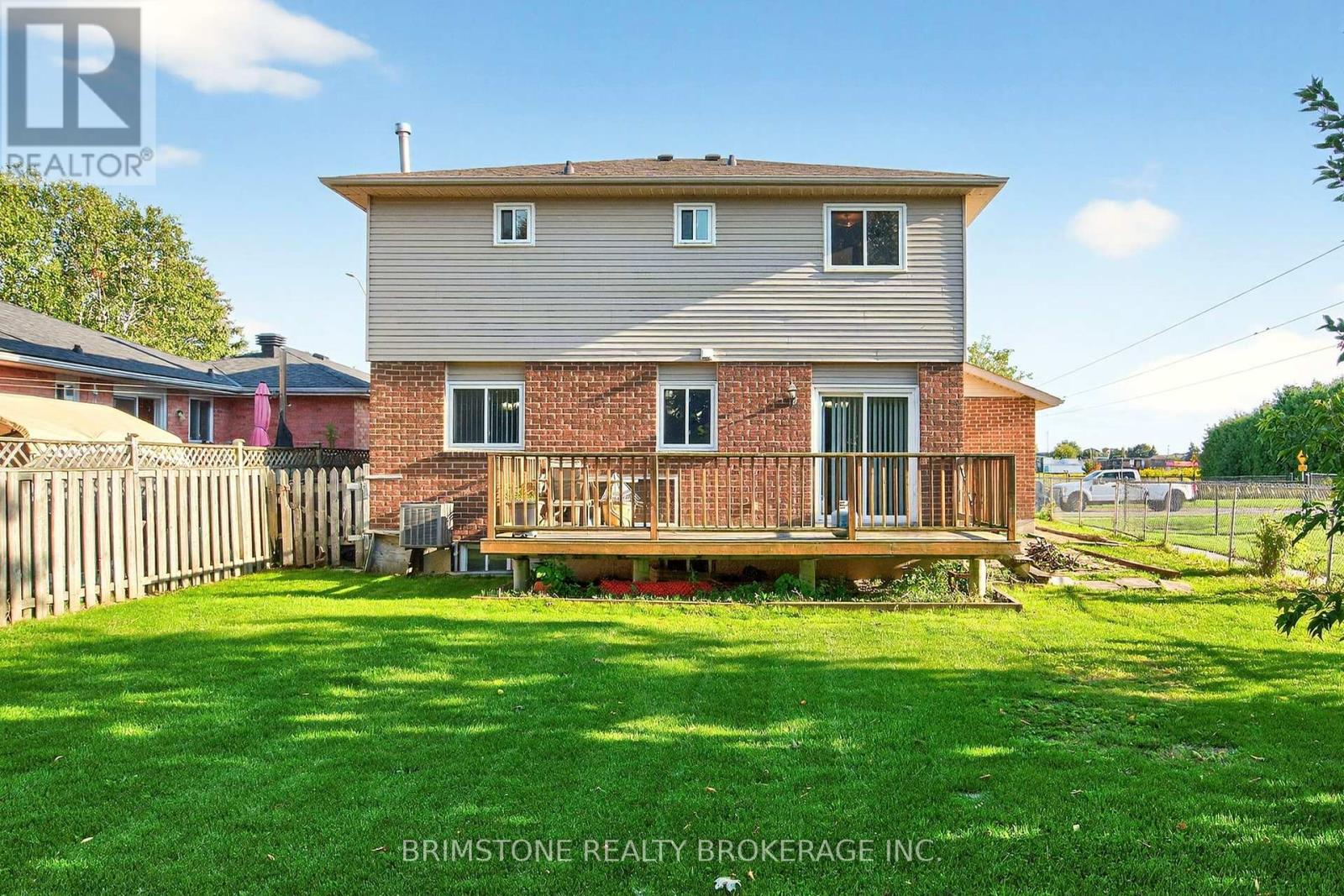 16 Northgate Drive, Bradford West Gwillimbury, Ontario  L3Z 2H5 - Photo 36 - N12393710