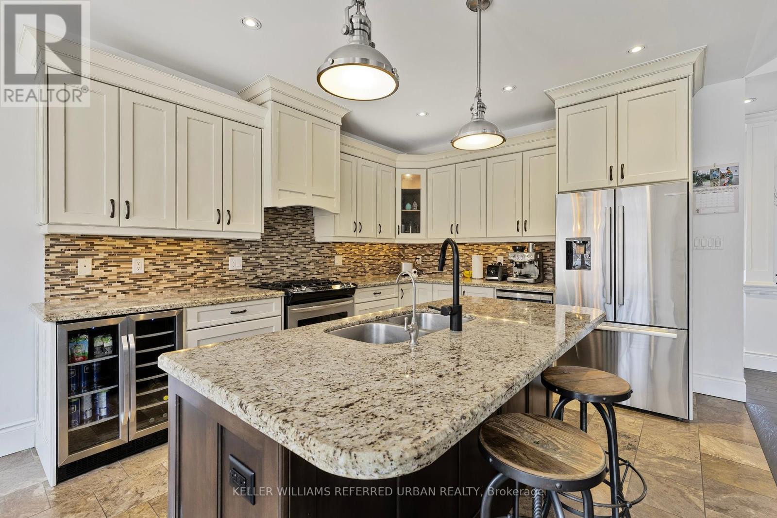 25 Heron Boulevard, Springwater (Snow Valley), Ontario  L0L 1Y3 - Photo 12 - S12393678