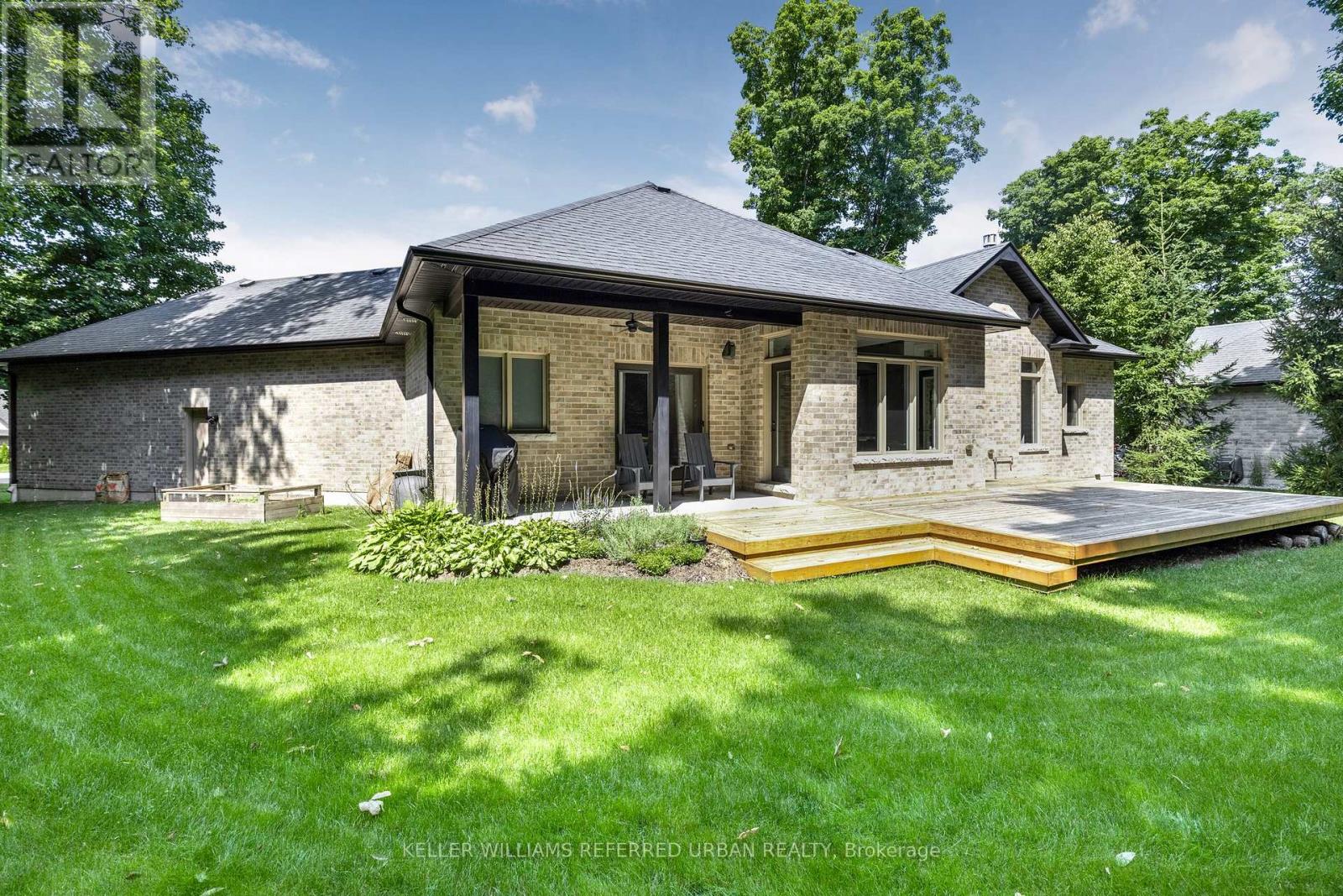 25 Heron Boulevard, Springwater (Snow Valley), Ontario  L0L 1Y3 - Photo 45 - S12393678