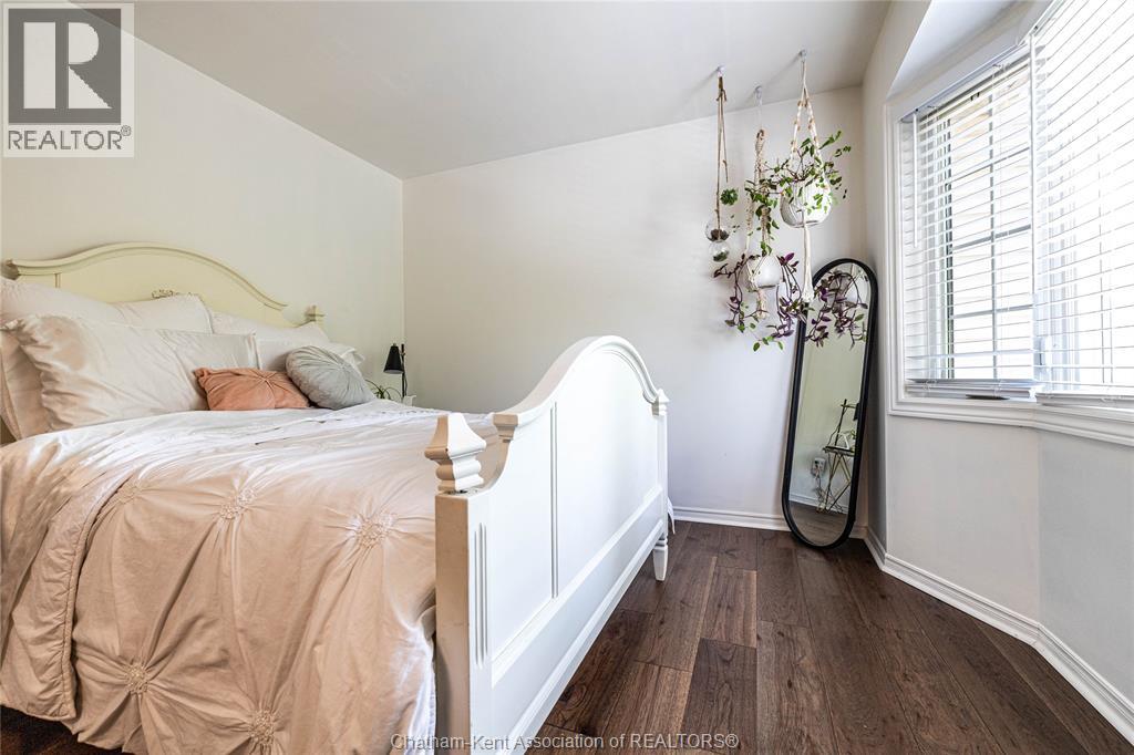 Photo 19 of 42 for 70 Chapman Court Unit# 53