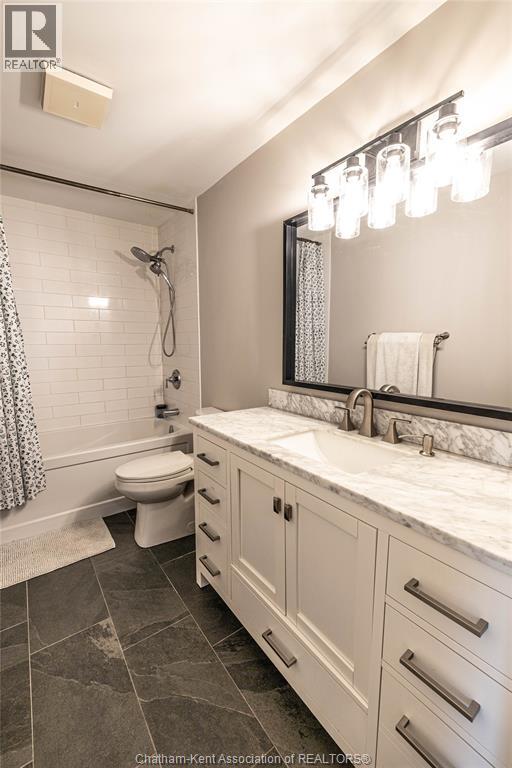 Photo 29 of 42 for 70 Chapman Court Unit# 53