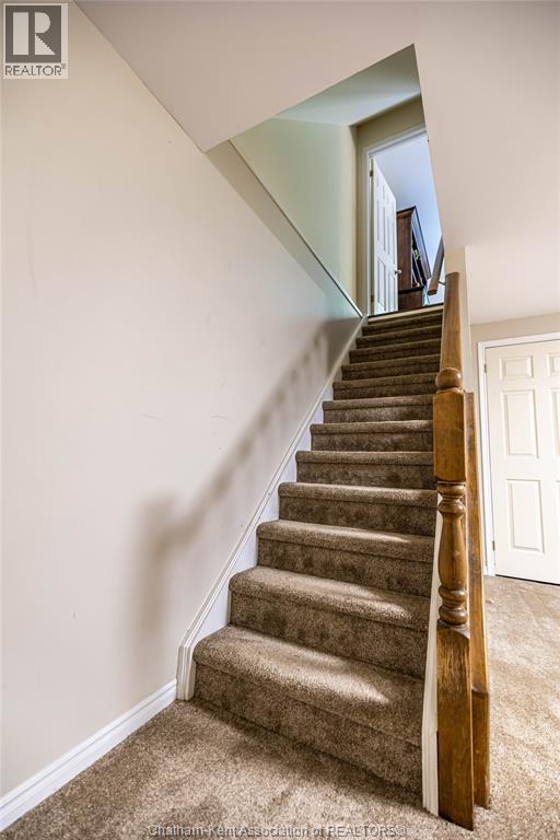 Photo 30 of 42 for 70 Chapman Court Unit# 53