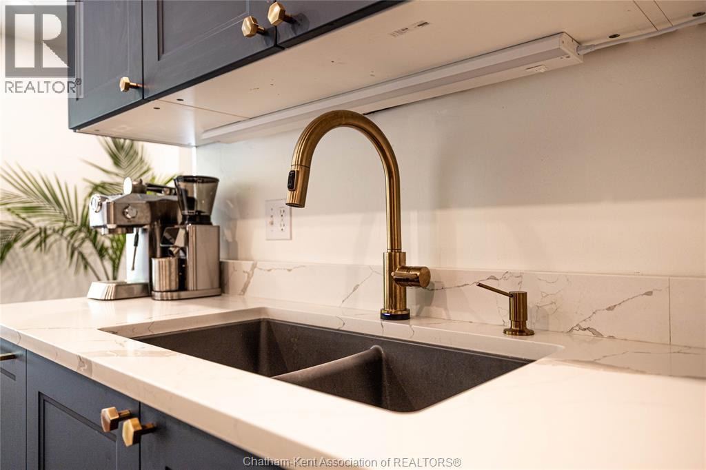 Photo 6 of 42 for 70 Chapman Court Unit# 53