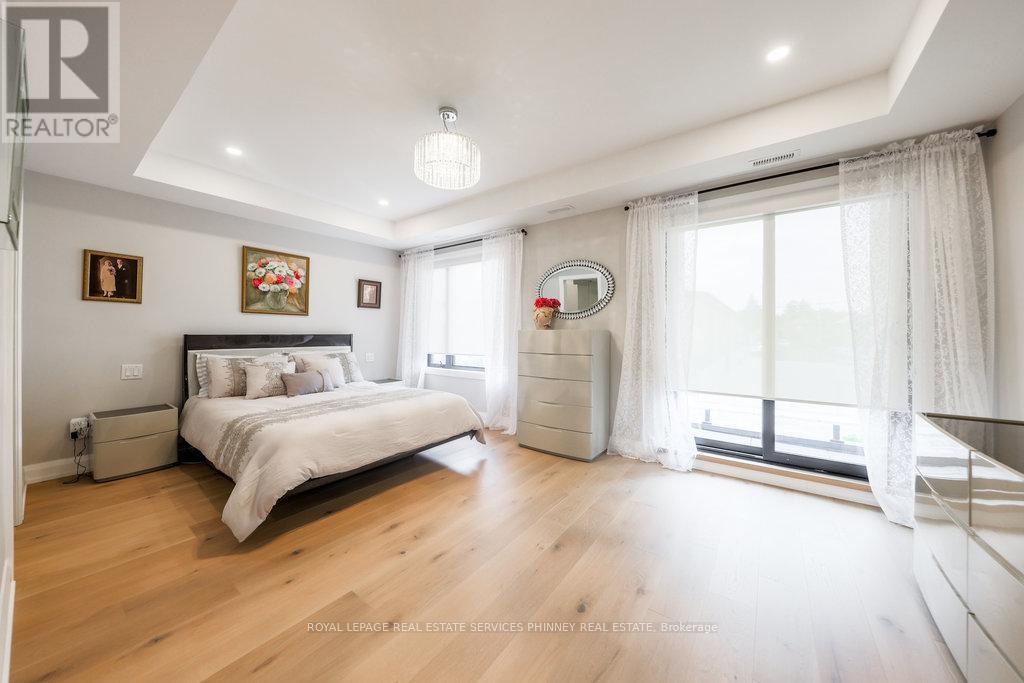 105 Tenth Street, Toronto, Ontario  M8V 3E9 - Photo 15 - W12393561
