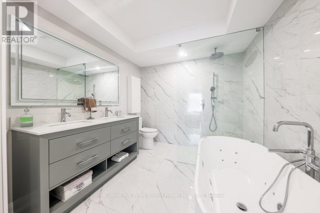 105 Tenth Street, Toronto, Ontario  M8V 3E9 - Photo 17 - W12393561