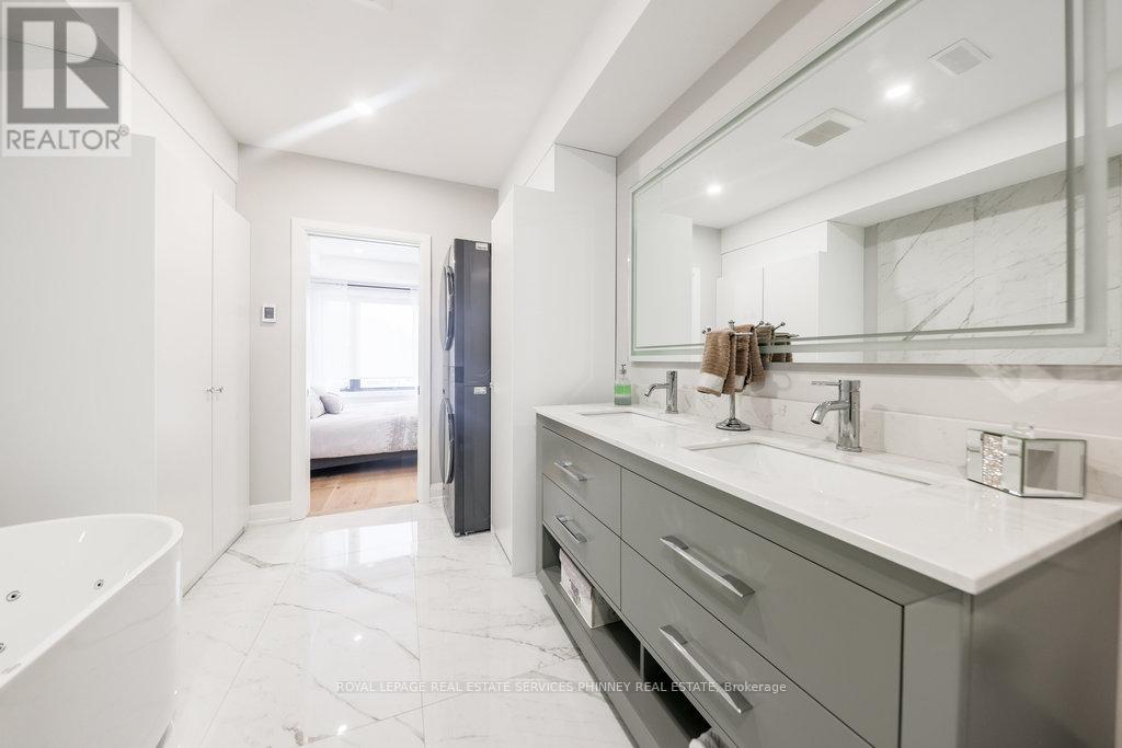 105 Tenth Street, Toronto, Ontario  M8V 3E9 - Photo 18 - W12393561