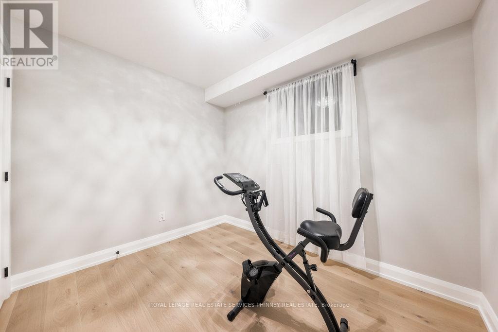 105 Tenth Street, Toronto, Ontario  M8V 3E9 - Photo 30 - W12393561
