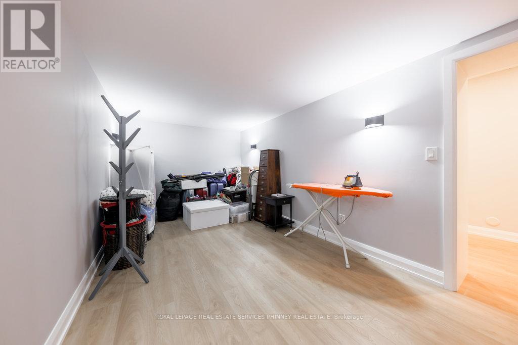 105 Tenth Street, Toronto, Ontario  M8V 3E9 - Photo 32 - W12393561