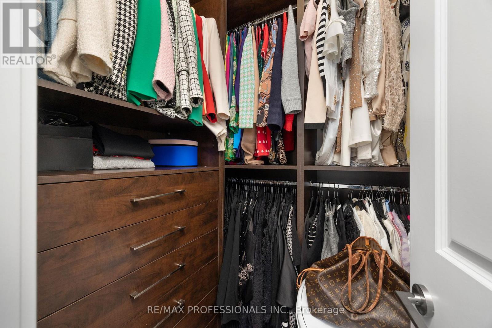 Lph3501 - 33 Shore Breeze Drive, Toronto, Ontario  M8V 0G1 - Photo 16 - W12393563