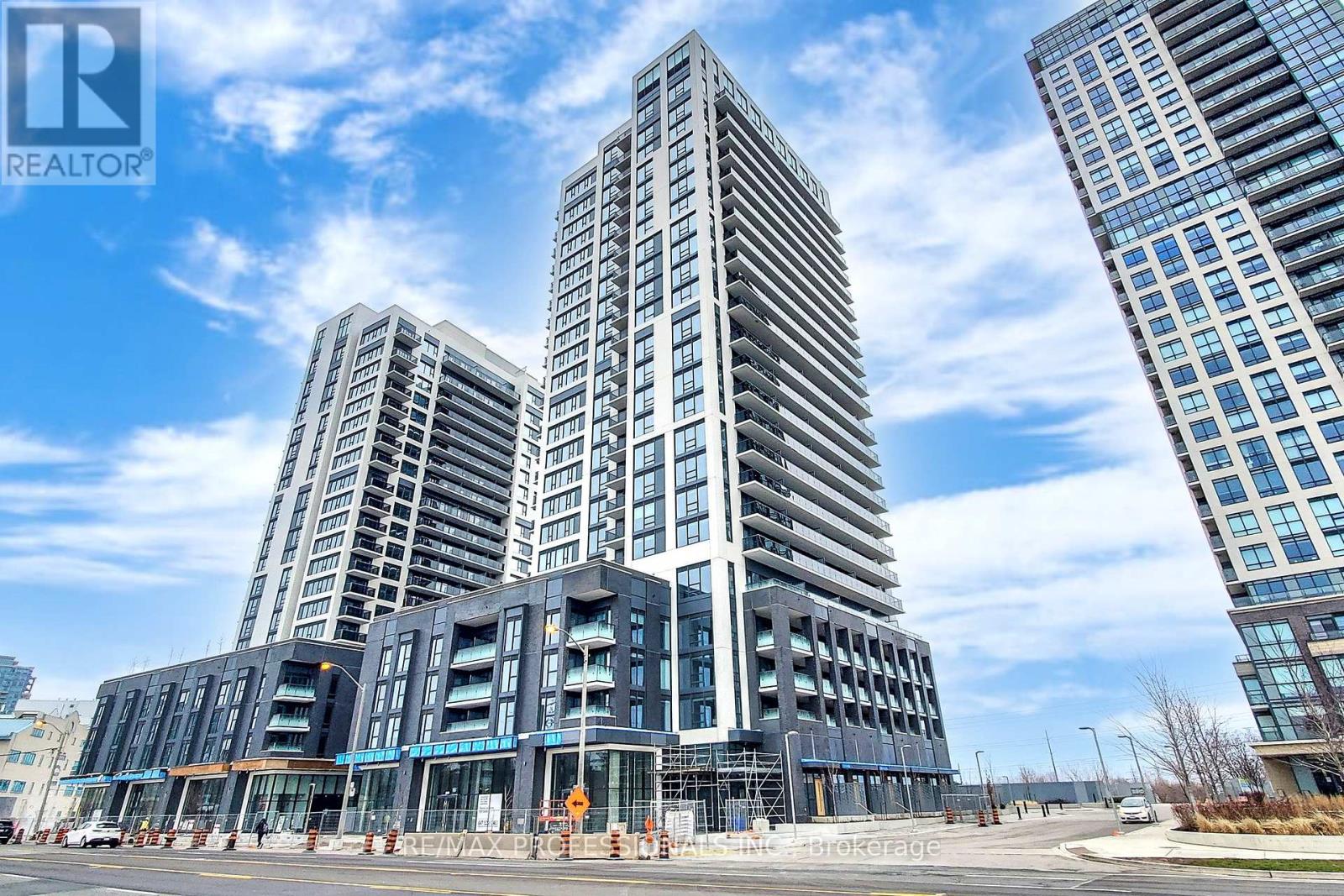 803 - 30 SAMUEL WOOD WAY, Toronto, Ontario