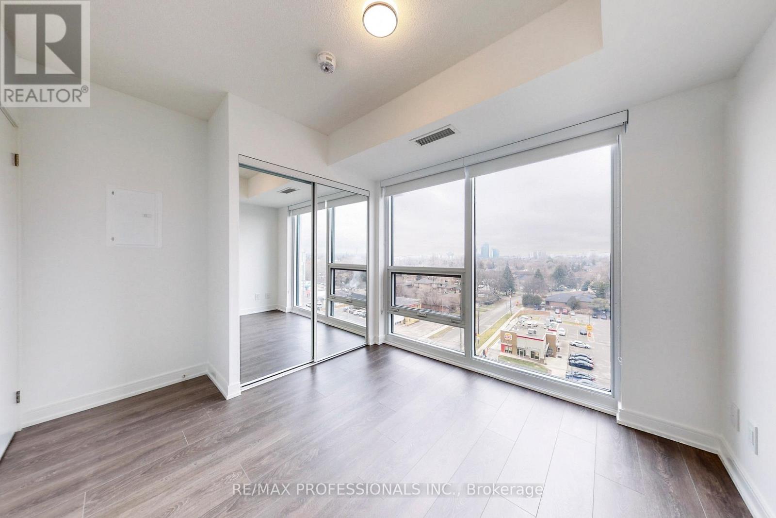 803 - 30 Samuel Wood Way, Toronto, Ontario  M9B 1B1 - Photo 12 - W12393602