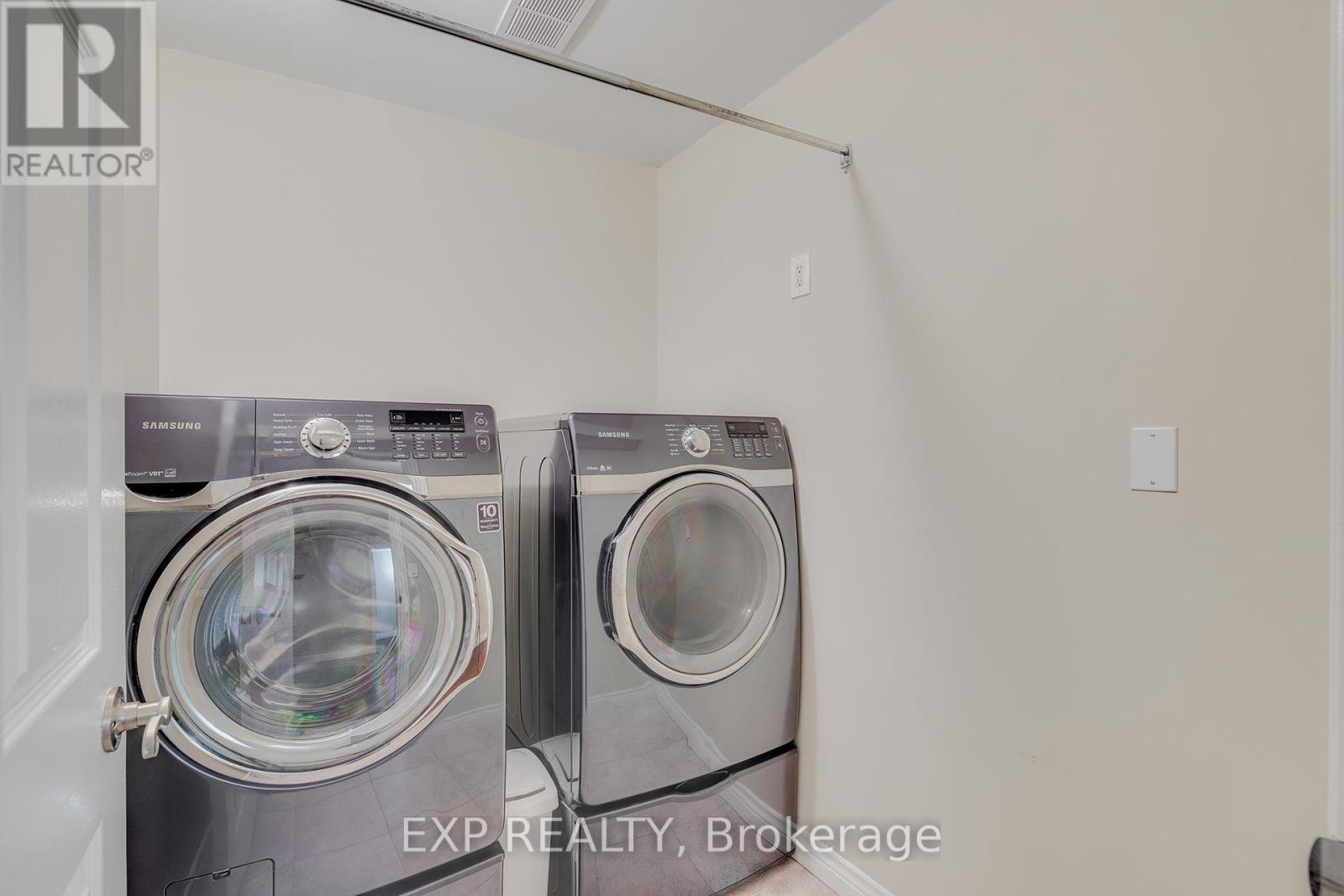 633 Avonwick Avenue, Mississauga (Hurontario), Ontario  L5R 3N9 - Photo 34 - W12393698