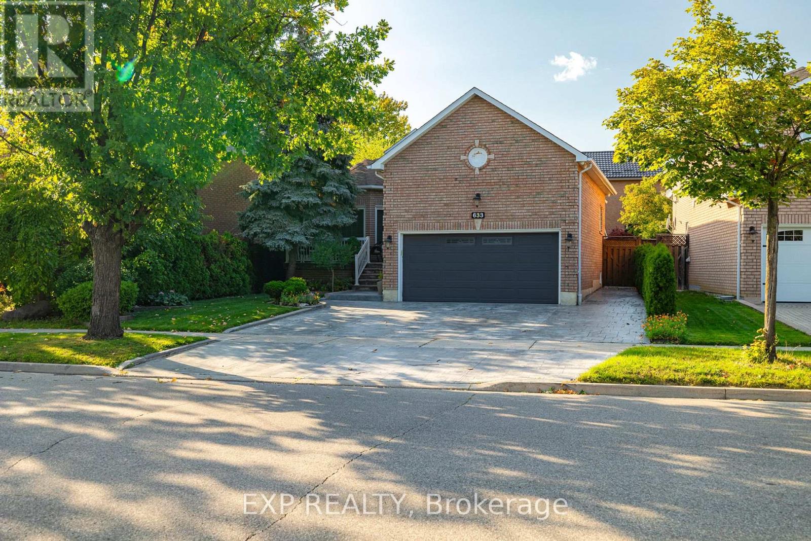 633 Avonwick Avenue, Mississauga (Hurontario), Ontario  L5R 3N9 - Photo 42 - W12393698