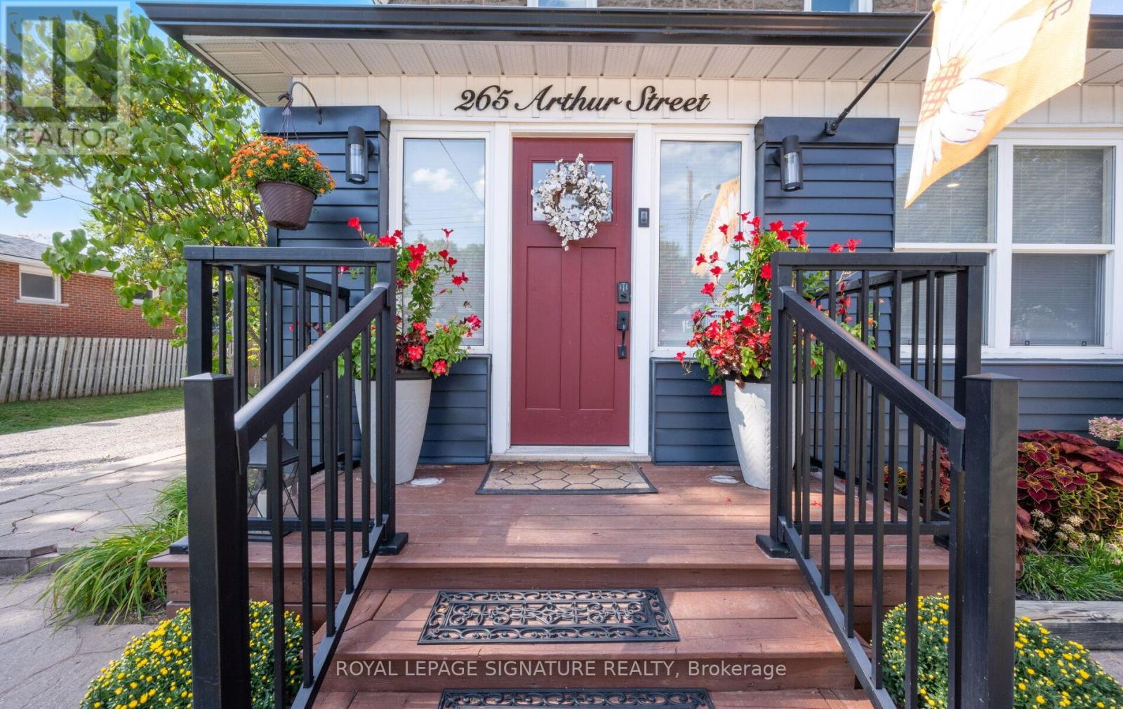 Property at 265 ARTHUR STREET image 2